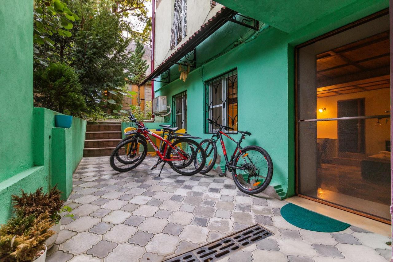 Salomes Apartment Tuti Bordschomi Exterior foto