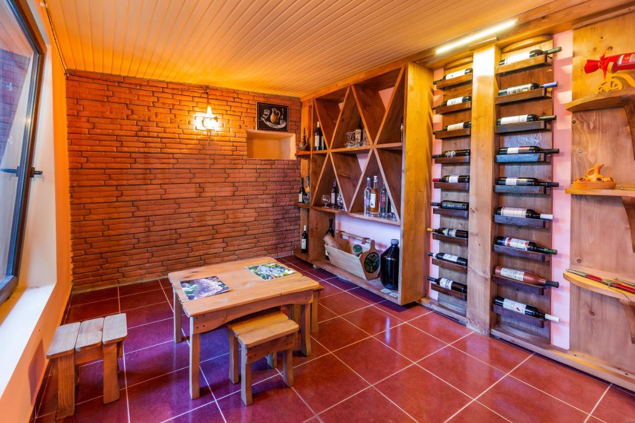 Salomes Apartment Tuti Bordschomi Exterior foto